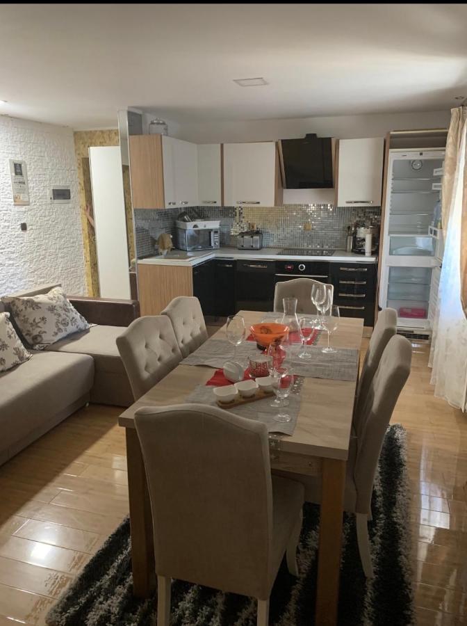 Bella Casa Apartments Făgăraş Eksteriør bilde