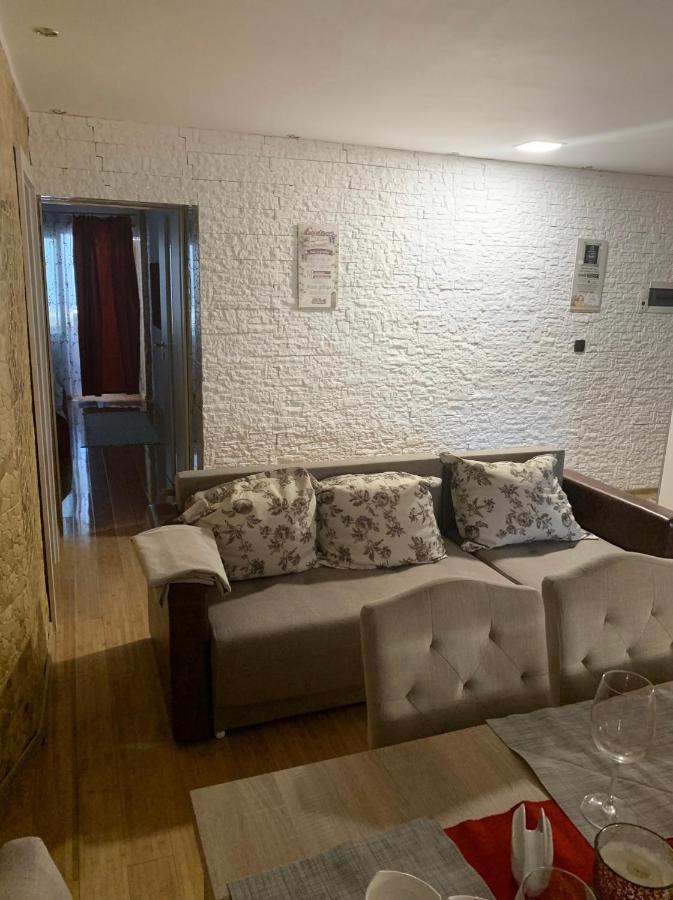 Bella Casa Apartments Făgăraş Eksteriør bilde